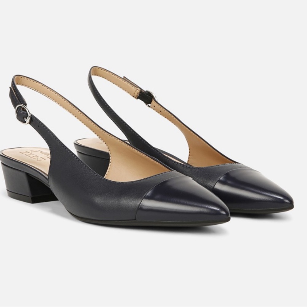 NWOB NATURALIZER BANKS SLINGBACK FRENCH NAVY BLUE LEATHER SIZE 10W
